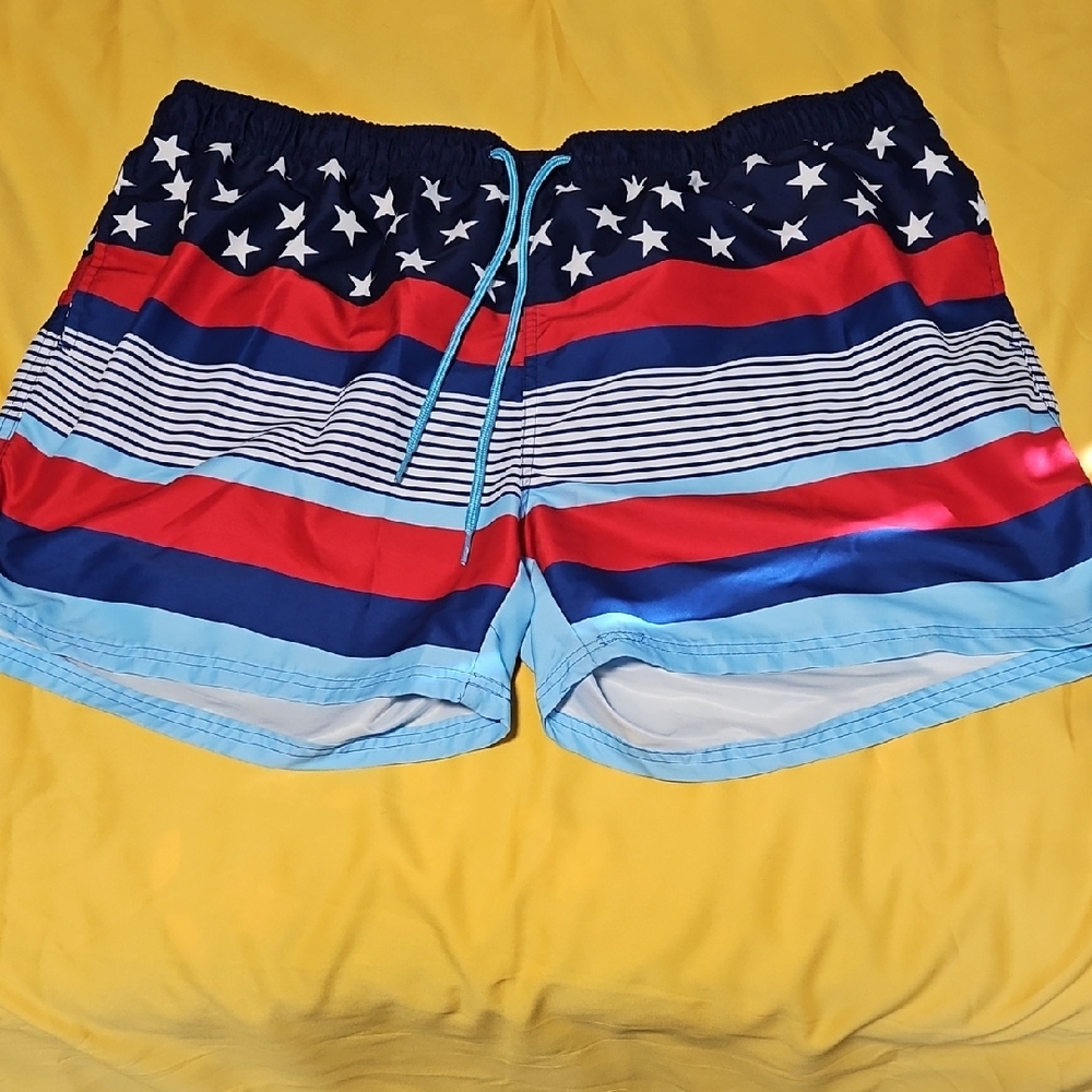 Source Unknown Red and Blue Men's Swim Trunks Size 3XL